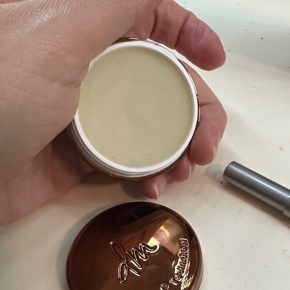 Makeup Bundle - Picture 8 of 11